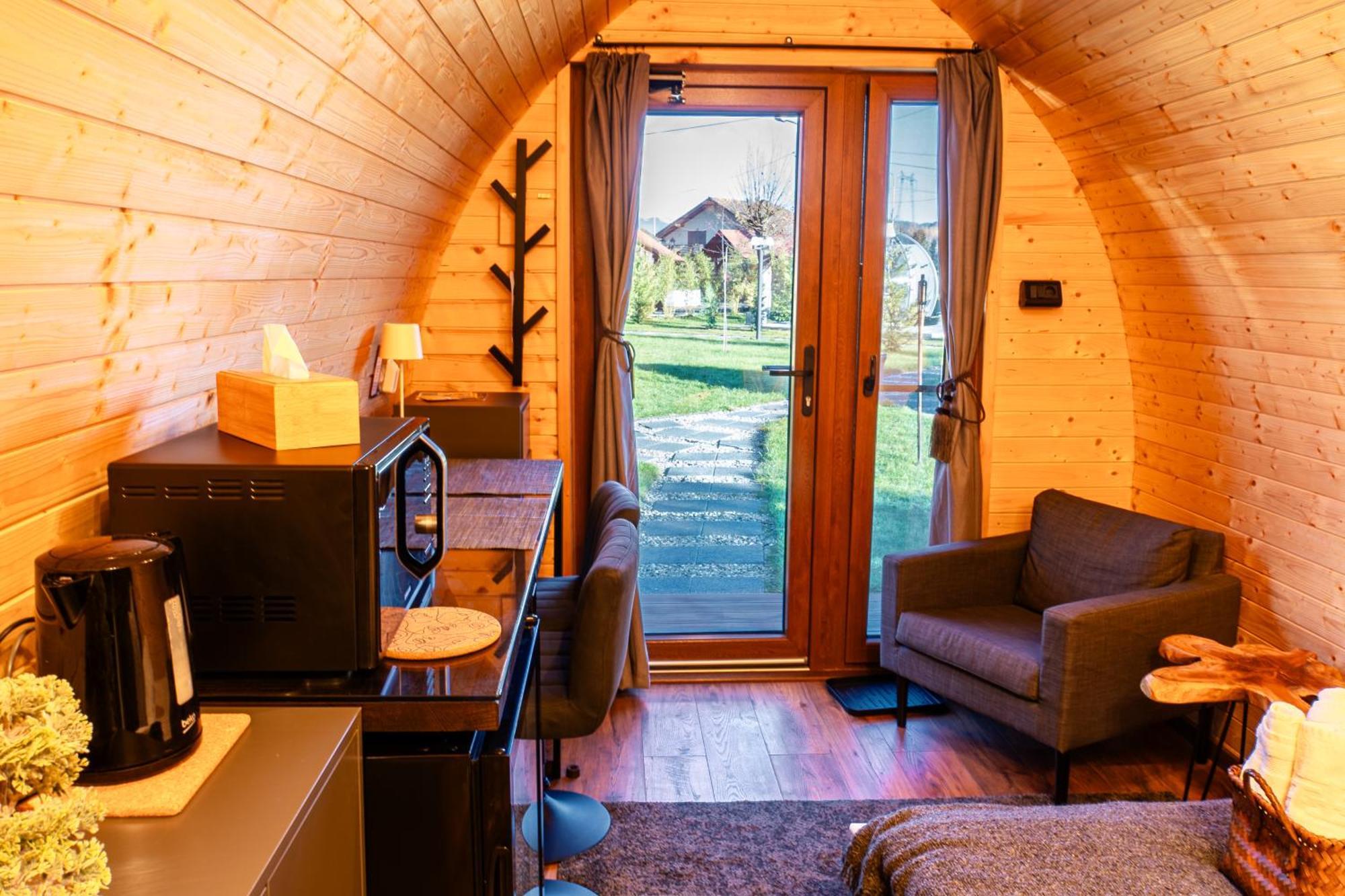בראן Glamp In Style Pods Resort מראה חיצוני תמונה